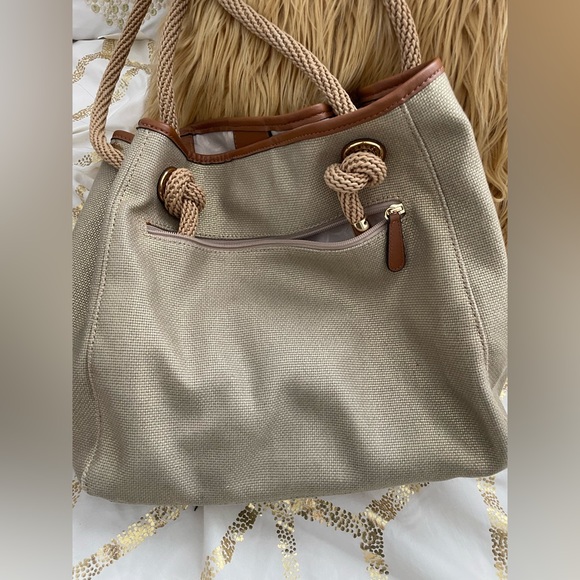 Michael Kors Gold Metallic Canvas bag with matching Espadrilles. - Picture 5 of 10